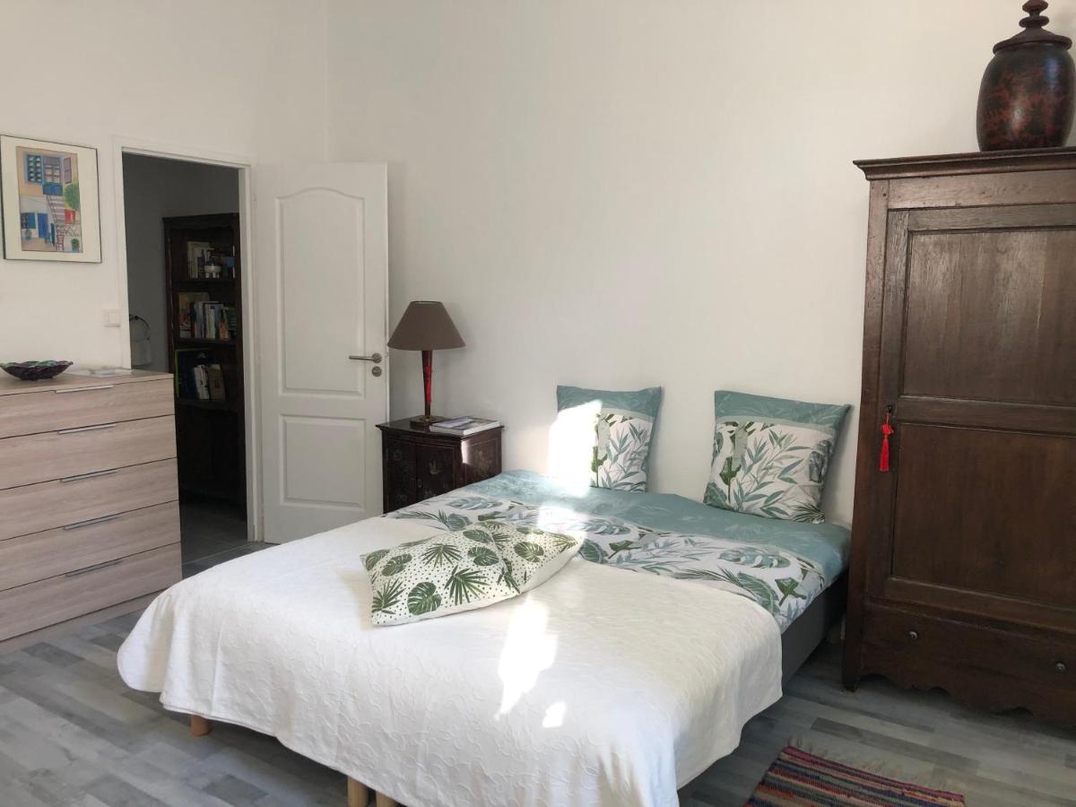 Villa Camelia Grand Studio Quartier Thermal 비시 외부 사진